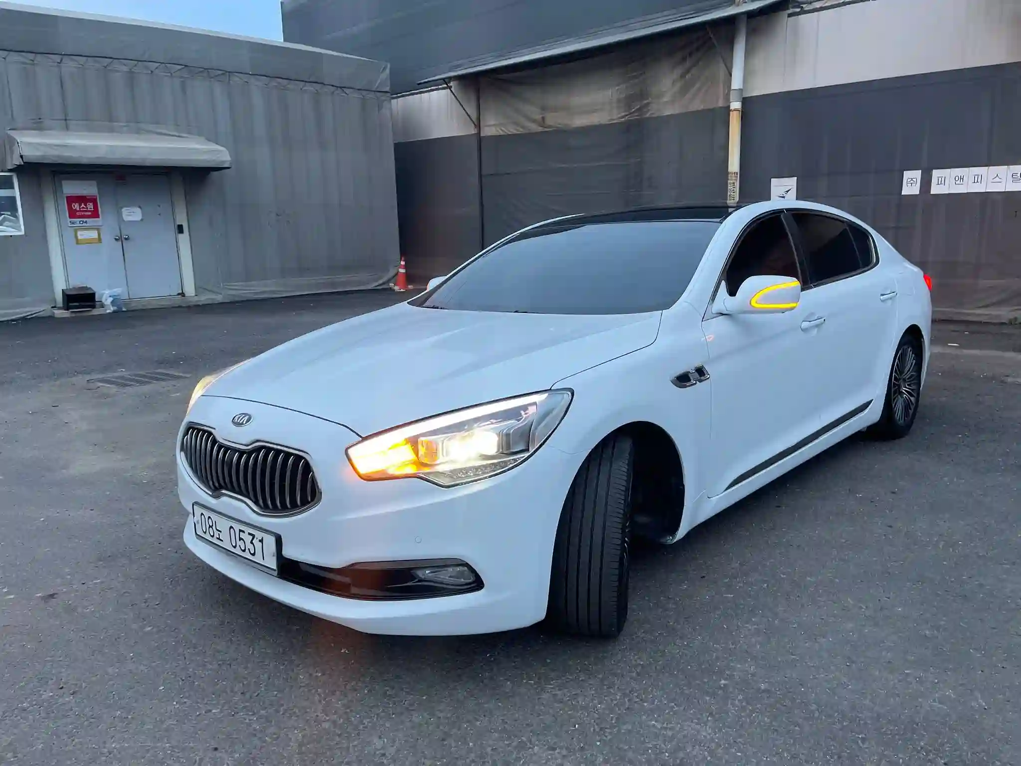 Kia K90