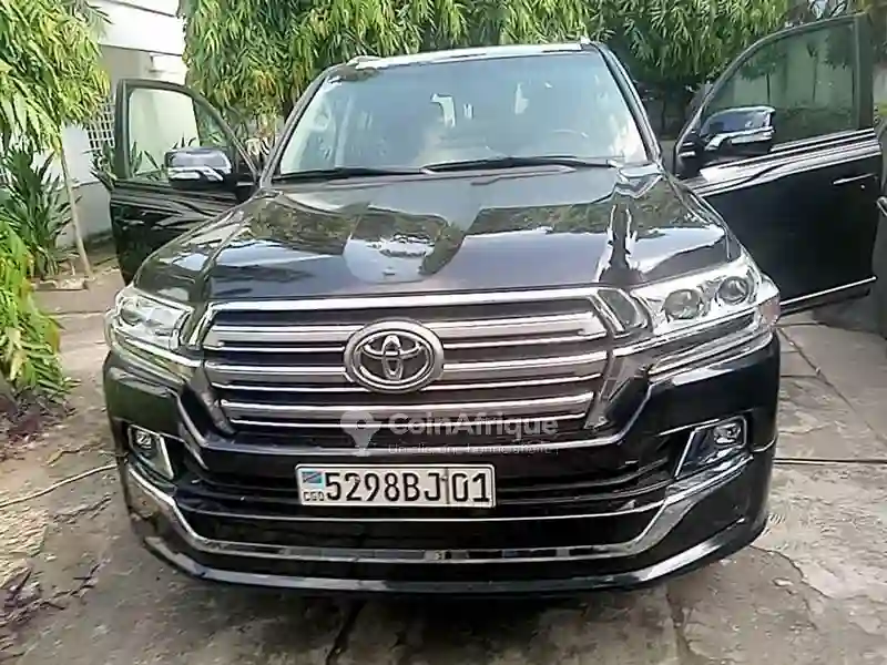 Toyota Land Cruiser vxr0