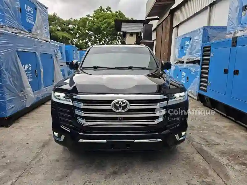 Toyota Land Cruiser VXR 20230