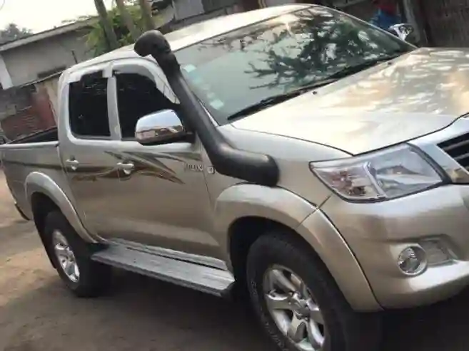 Toyota Hilux 2014 Moteur 5 L - Vue 1