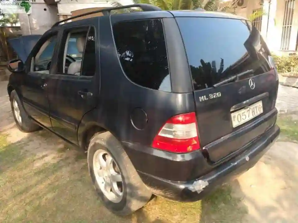 Voiture A Vendre - Vue 2