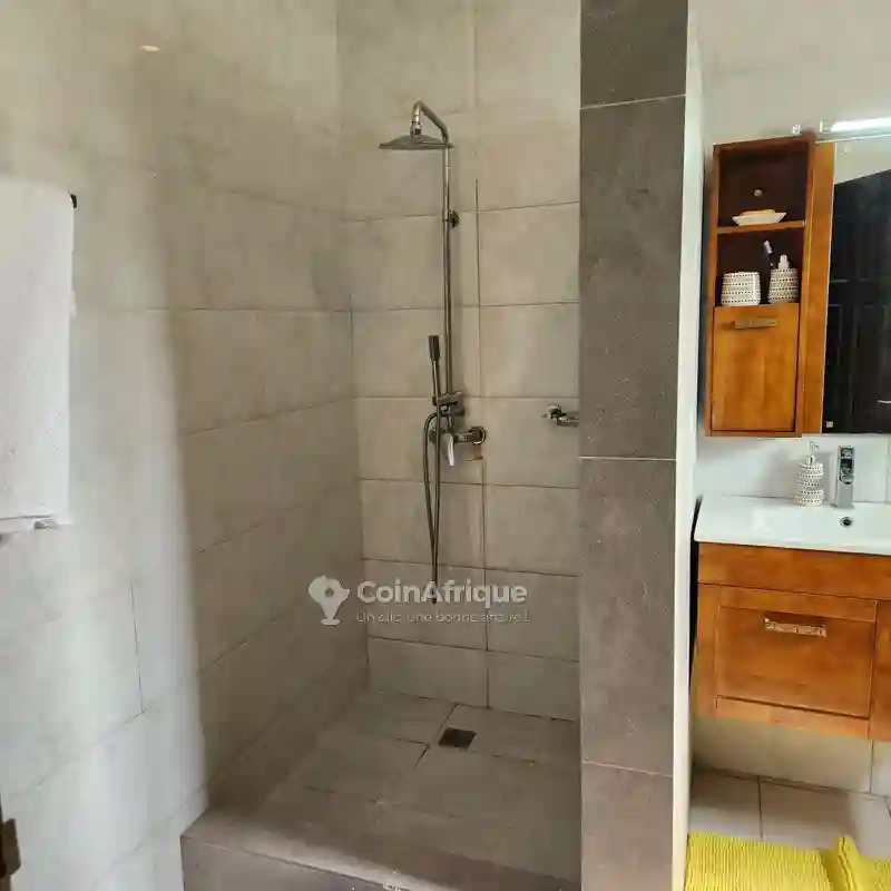Location Appartement Meublé - Point Noir - Vue 2