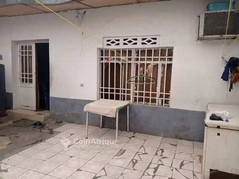 Vente Villa 4 Pièces - Gombe - Vue 1