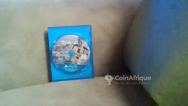 CD Playstation 4 Fifa 17 - Vue 1