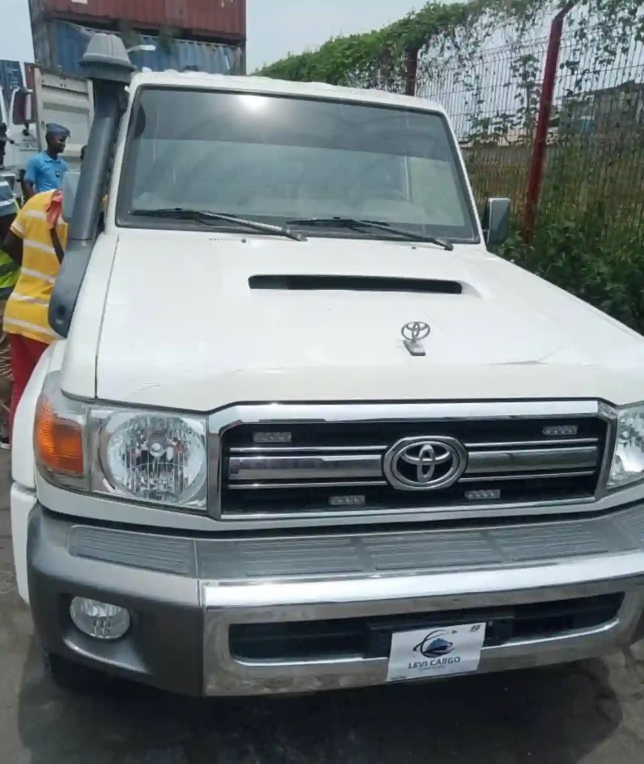 Toyota Pickup - Vue 2