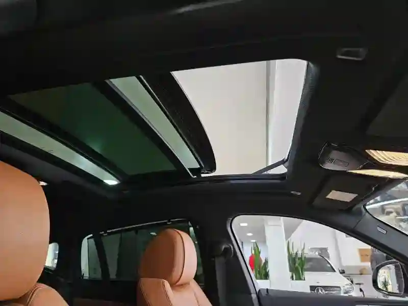 BMW X6 M - Vue 1