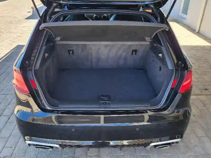Audi RS3 - Vue 1