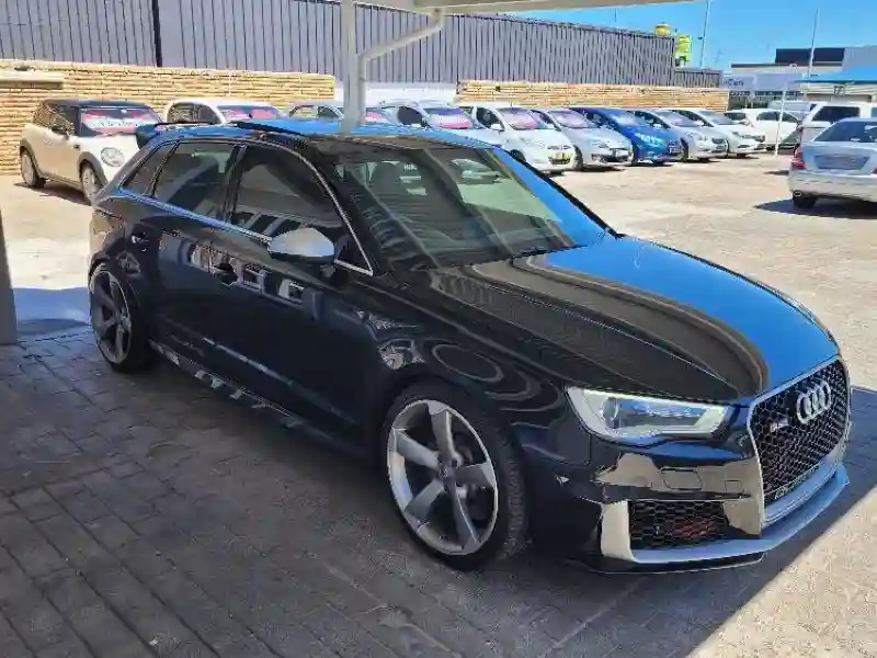 Audi RS3 - Vue 8