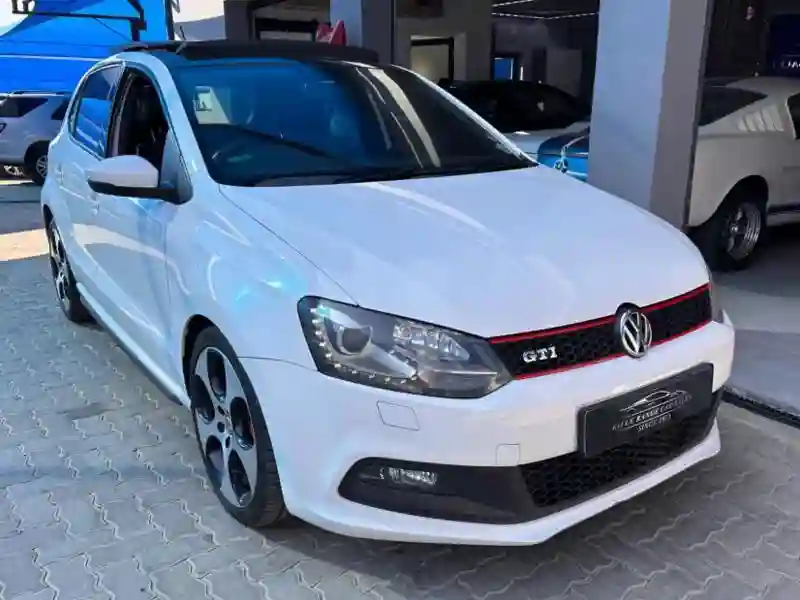 Volkswagen Polo - Vue 3