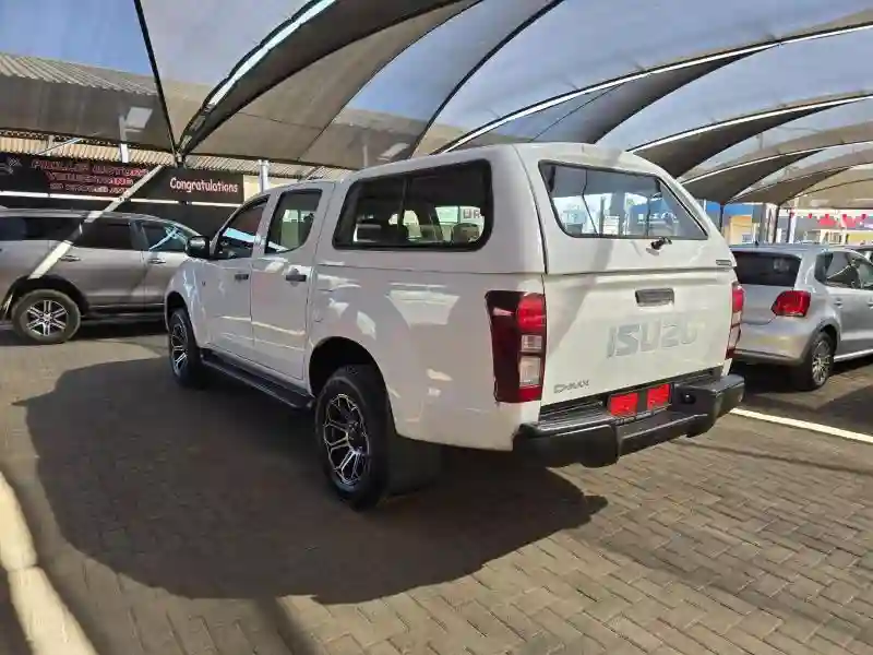 Isuzu D–max - Vue 12