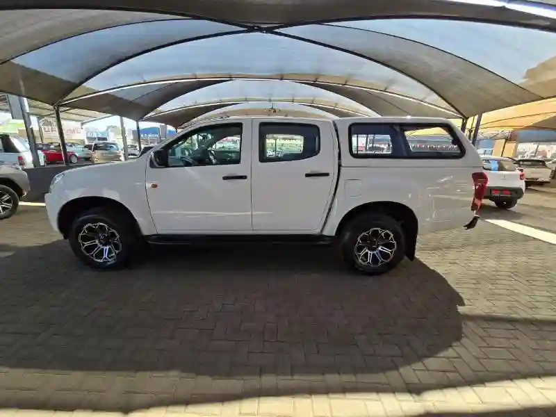 Isuzu D–max - Vue 4