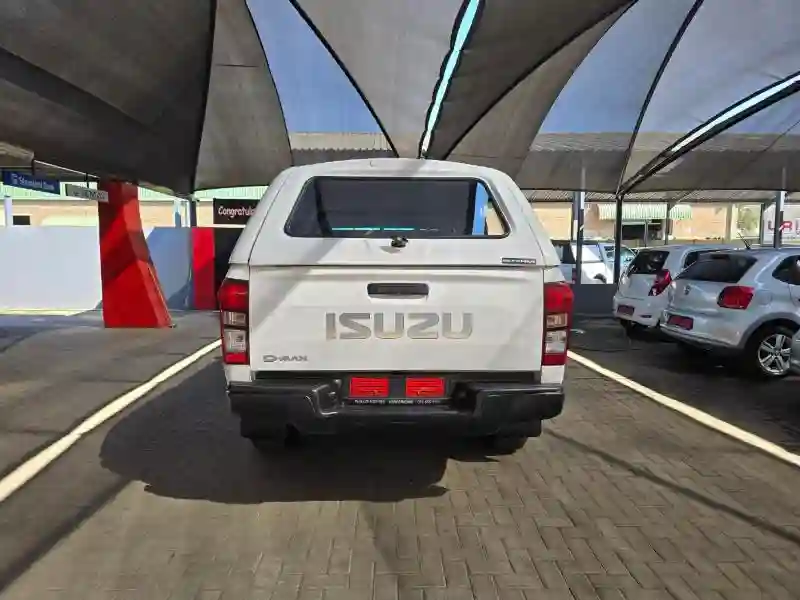 Isuzu D–max - Vue 5