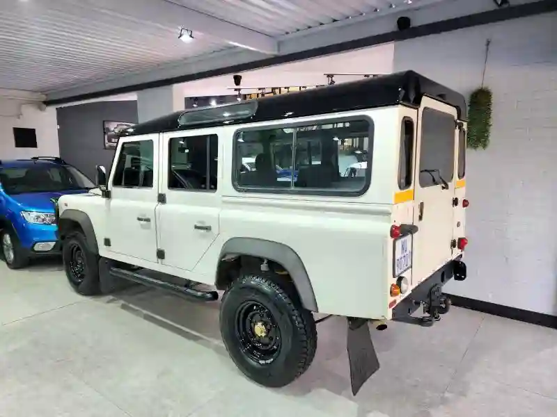 Land Rover Defender - Vue 7