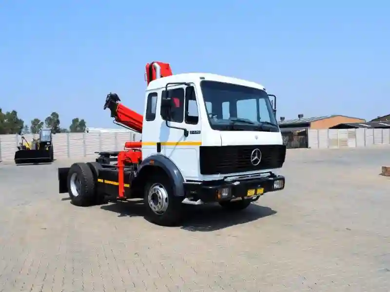 Mercedes‒benz Truck - Vue 10