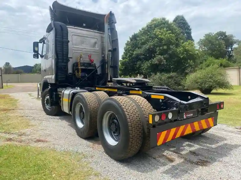 Volvo F4 - Vue 2