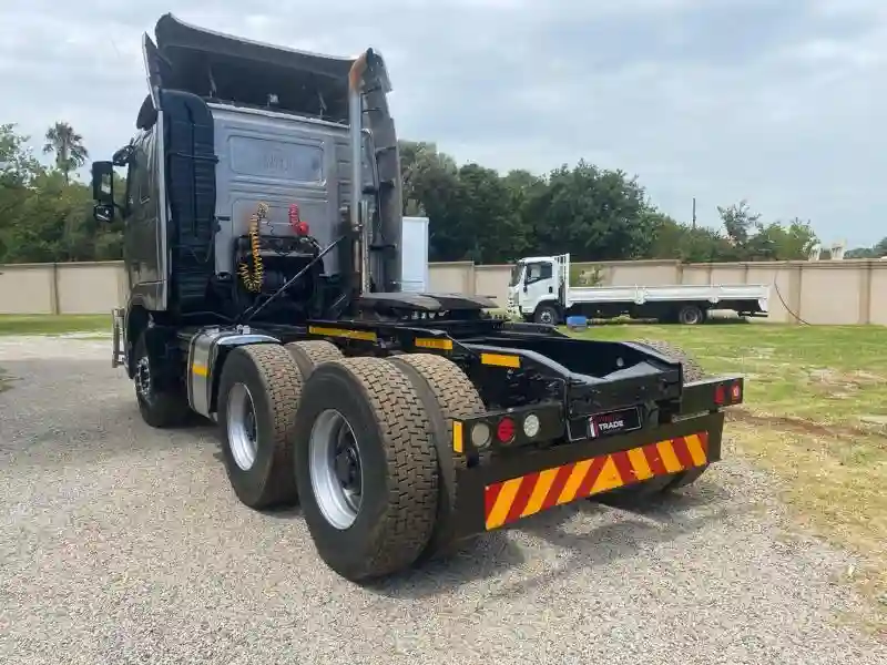 Volvo F4 - Vue 6