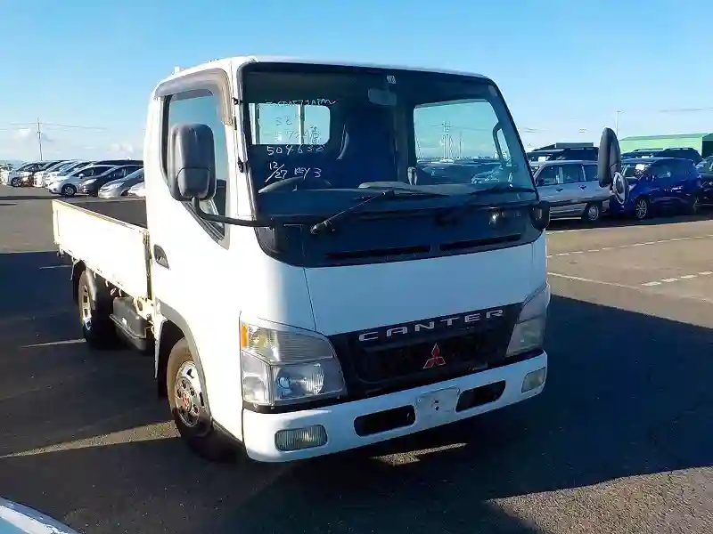Mitsubishi Van - Vue 14
