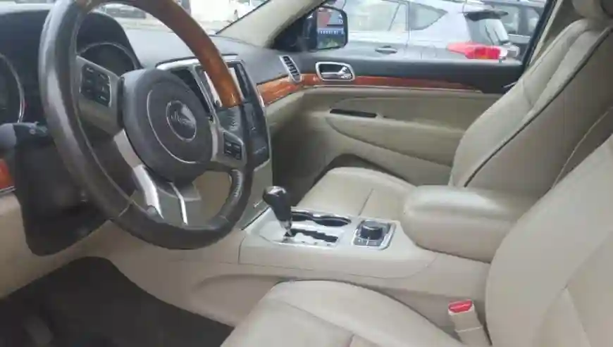 Grand Cherokee Climatisée - Vue 3