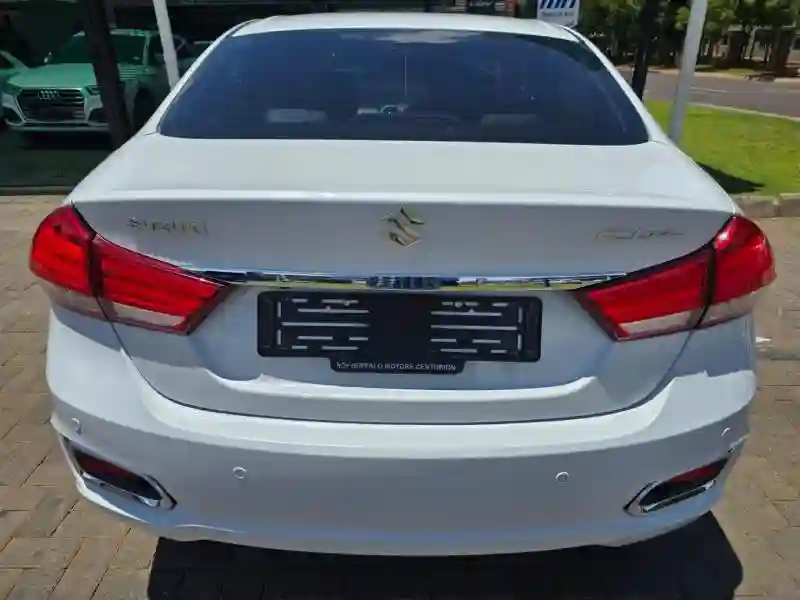 Suzuki Ciaz - Vue 2