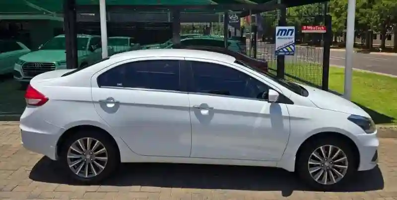 Suzuki Ciaz - Vue 3