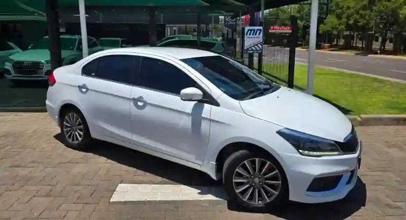 Suzuki Ciaz - Vue 6