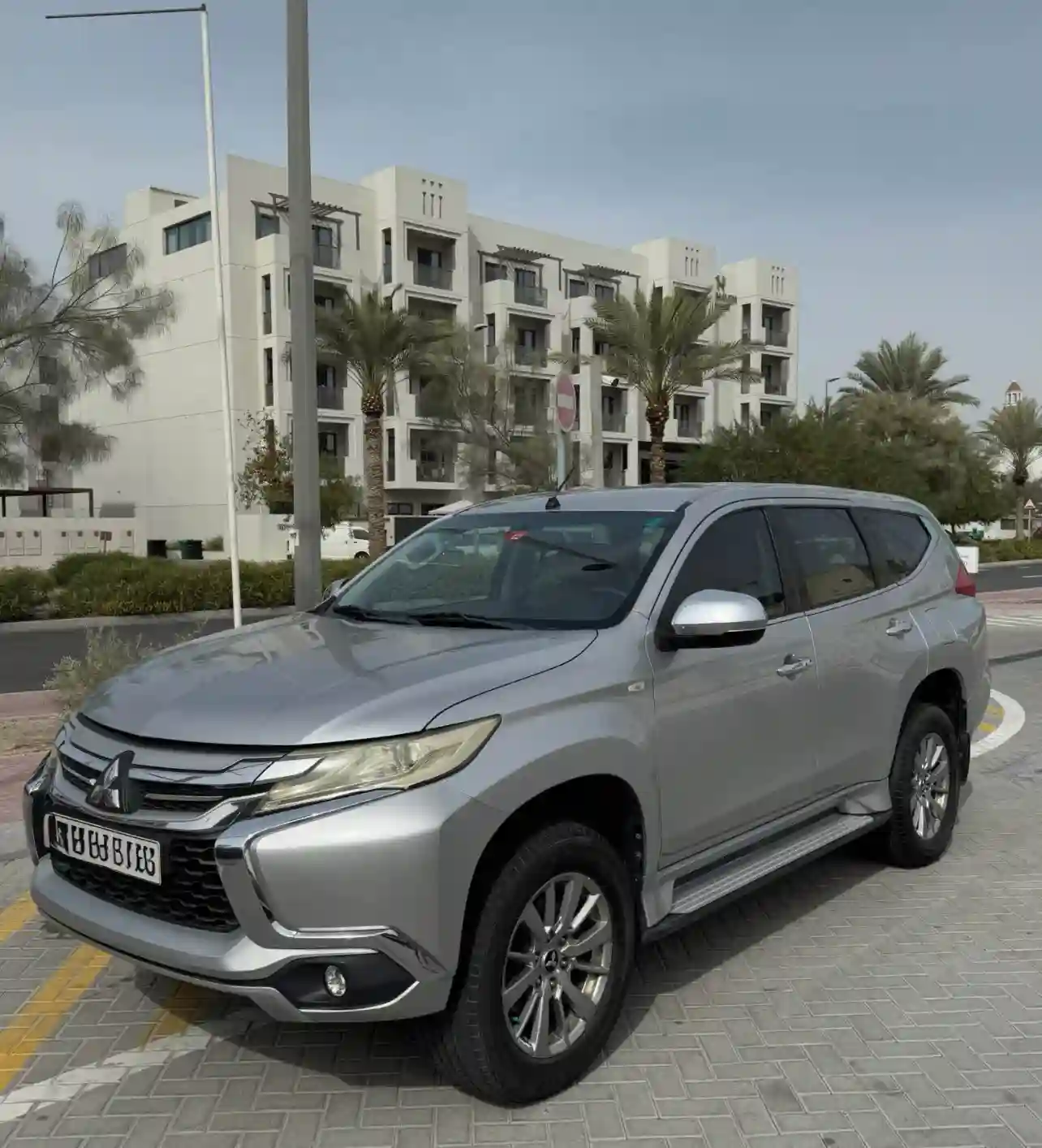 Mitsubishi Montero - Vue 3