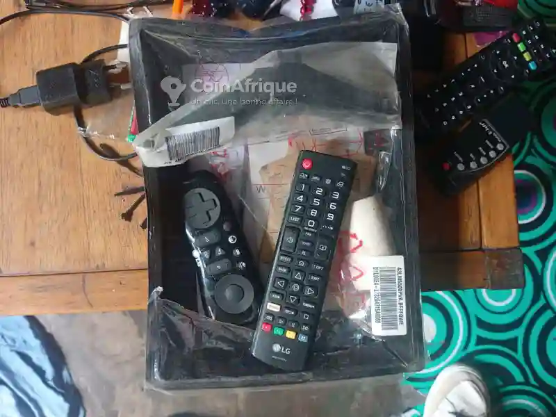 Smart TV LG 43" - Vue 1