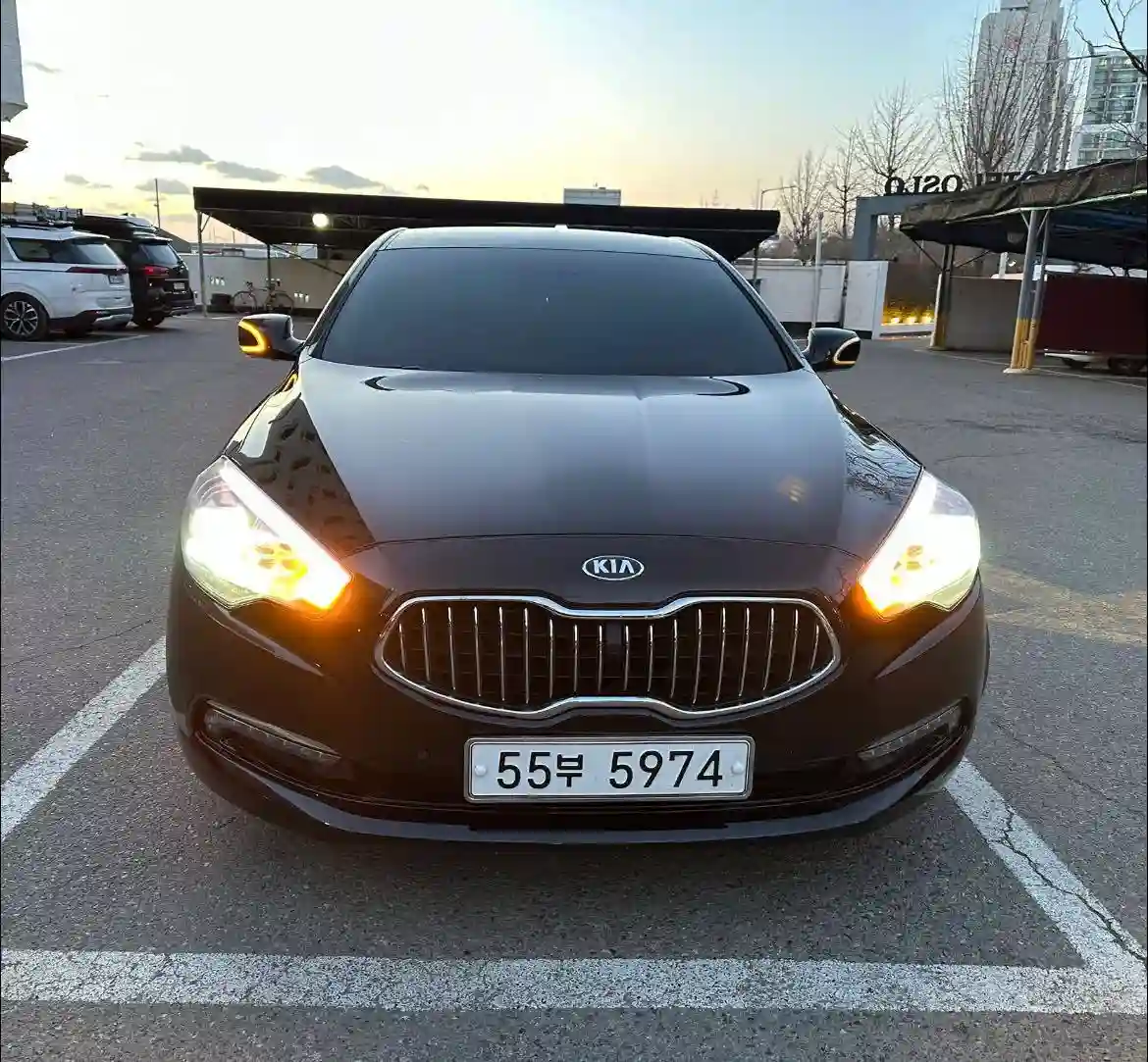 Kia K9 - Vue 2