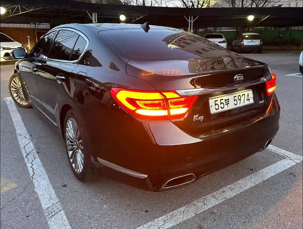 Kia K9 - Vue 3