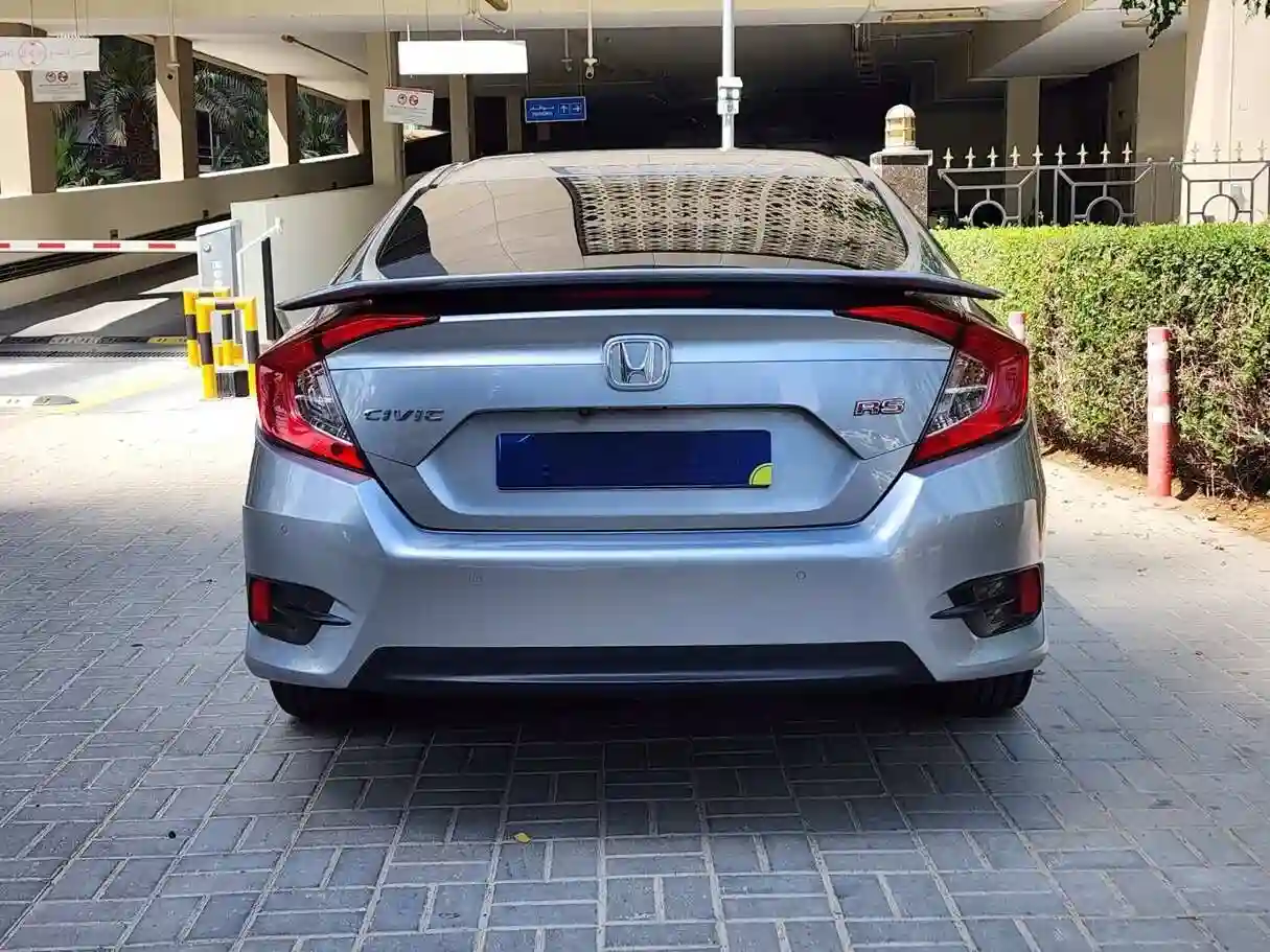 Honda Civic - Vue 6