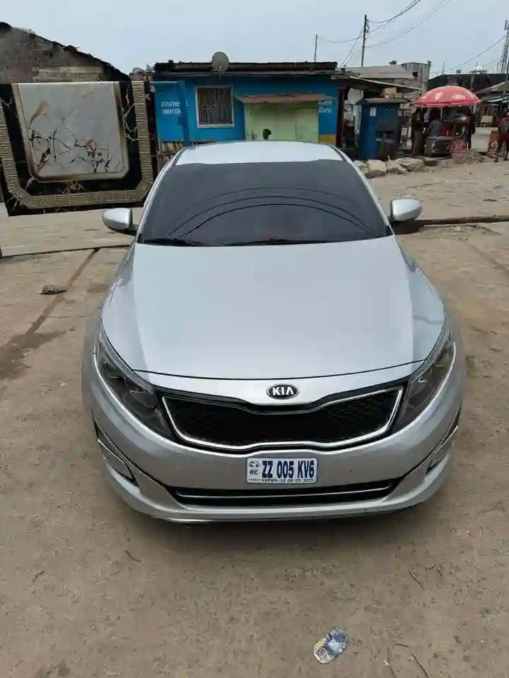 Kia K5 - Vue 3