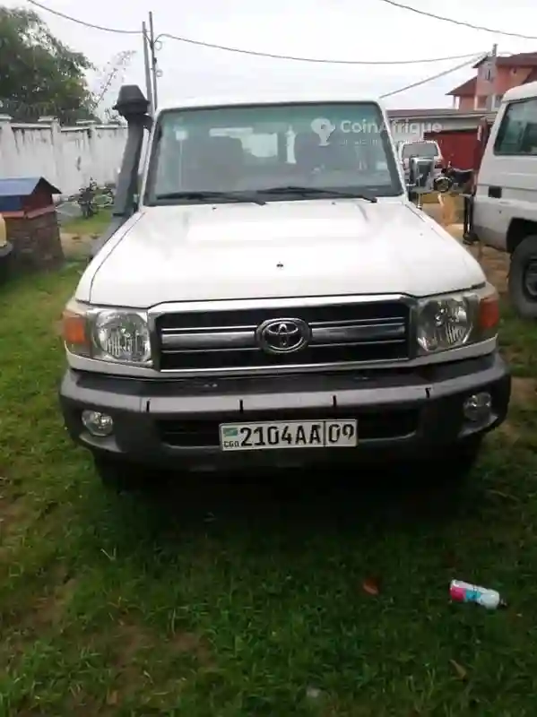 Toyota Land Cruiser 2017 - Vue 1