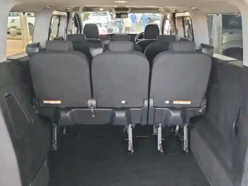 Ford Tourneo Custom - Vue 4