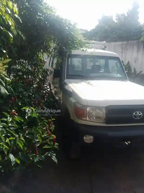 Toyota Land Cruiser 2019 - Vue 2