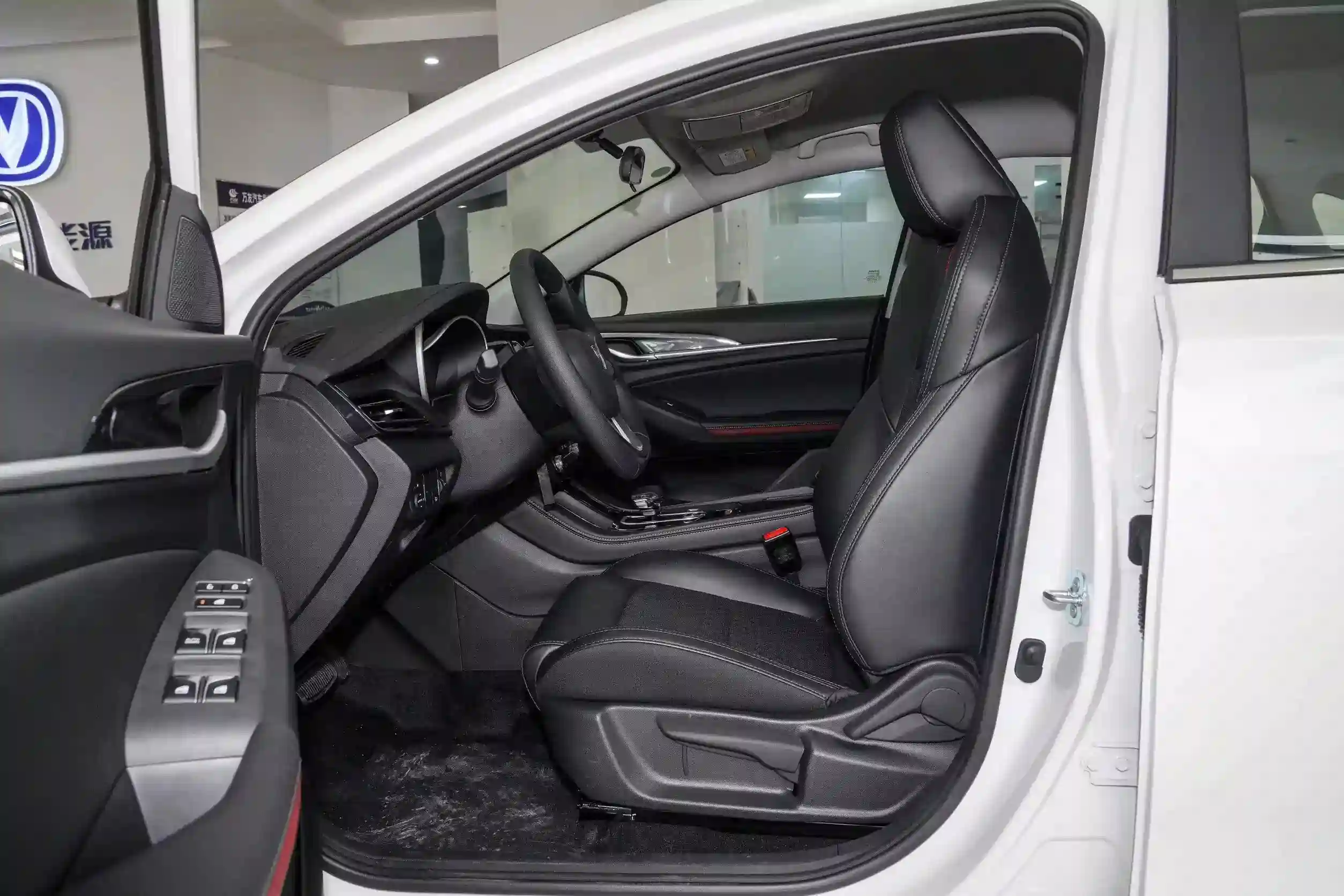 Changan Eado ev - Vue 1