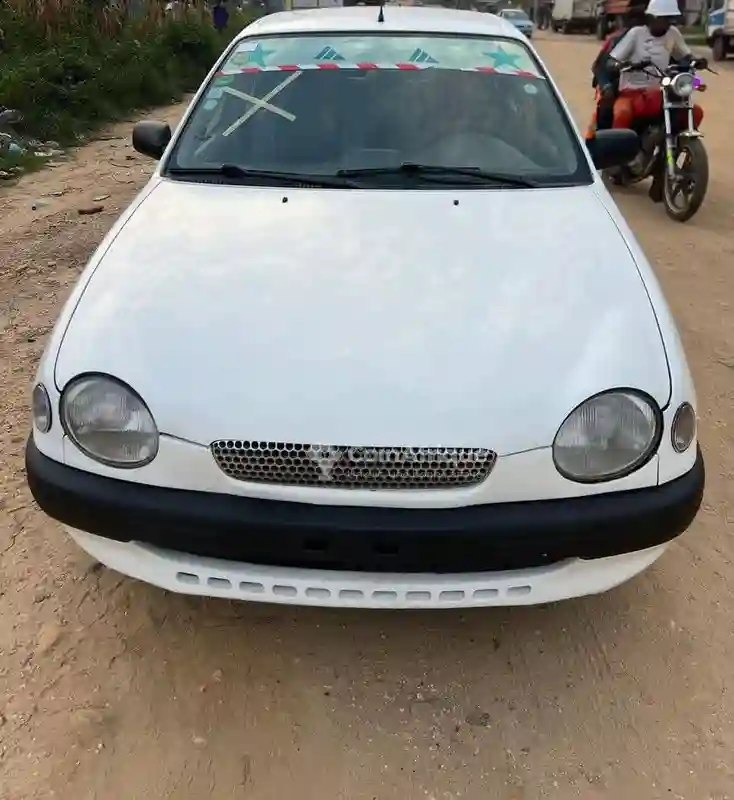 Toyota Corolla 1998 - Vue 2