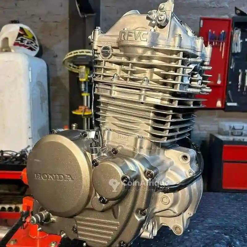 Moteur Honda XR 600 - Vue 2
