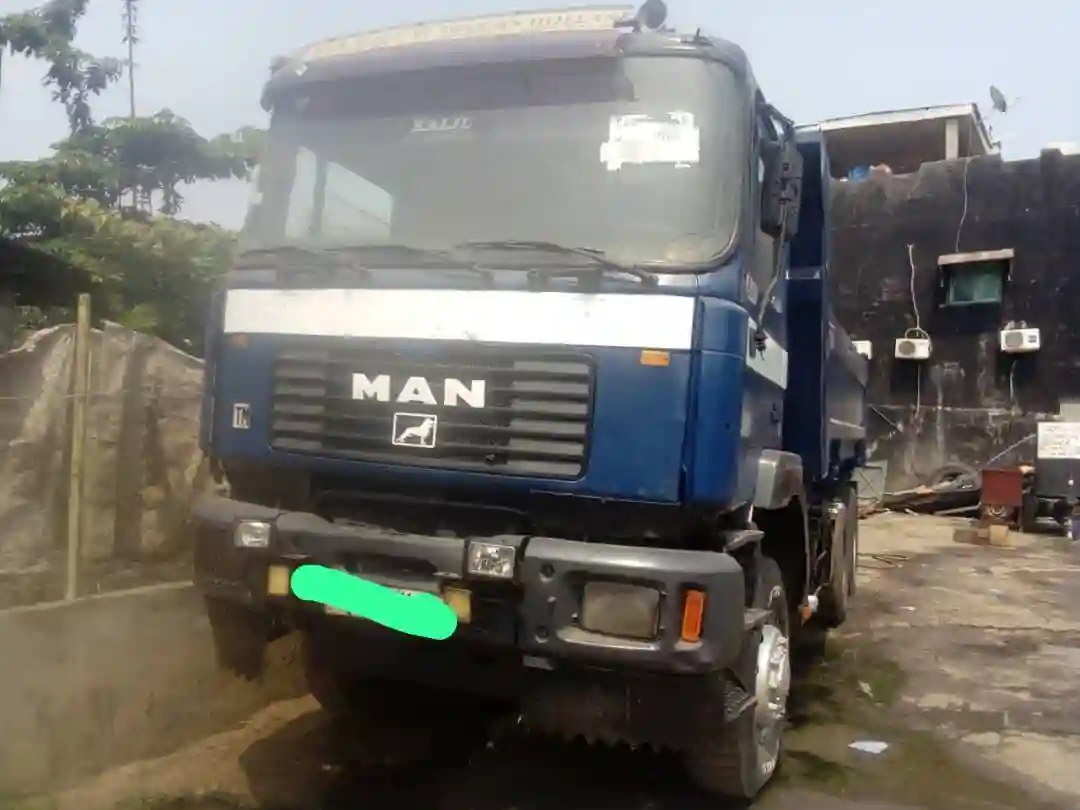 Man TGS - Vue 2