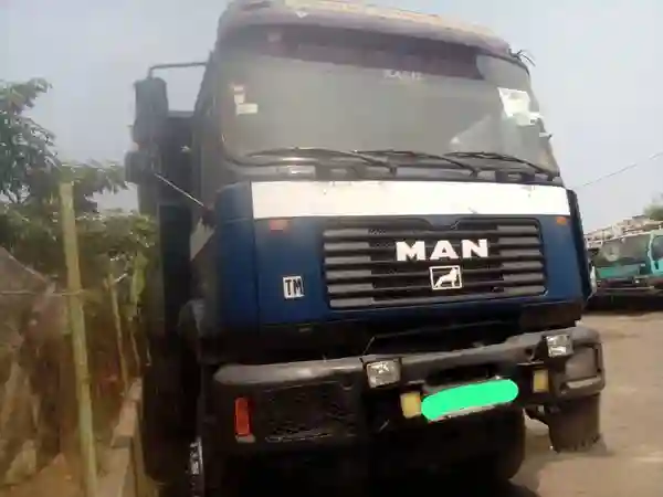 Man TGS - Vue 3