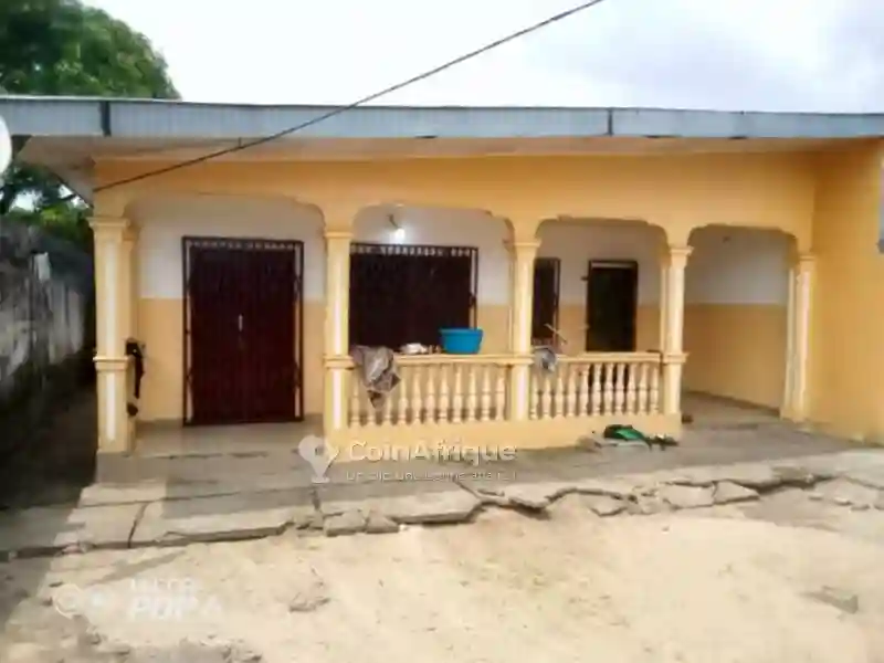 Vente Maison 3 Pièces - Siafoumou - Vue 2
