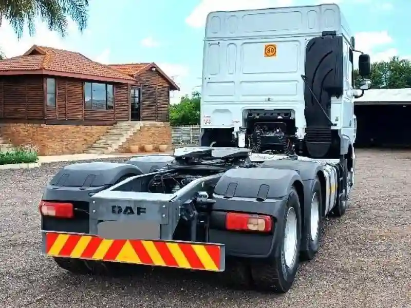 DAF CF - Vue 10