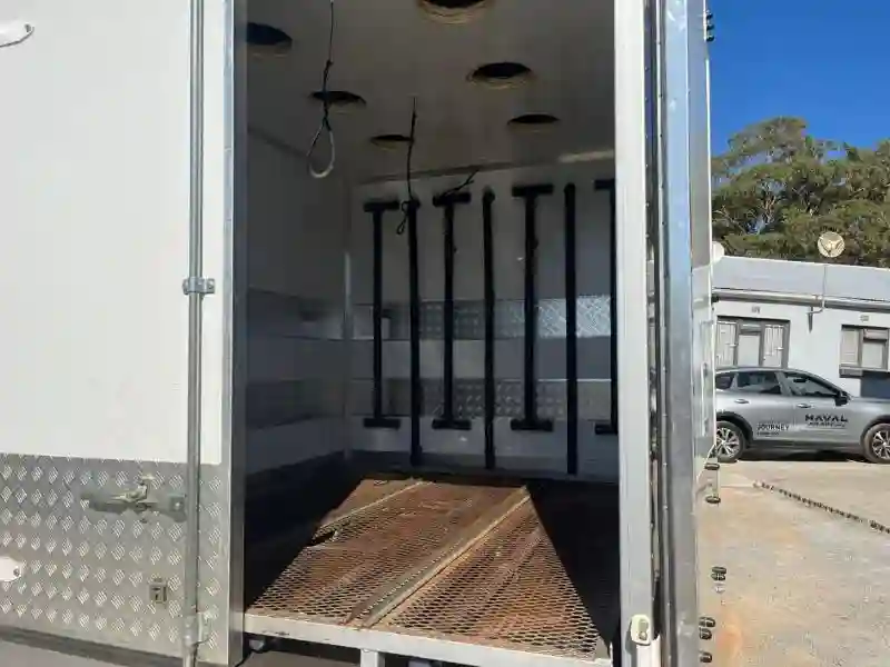 Toyota Dyna - Vue 1