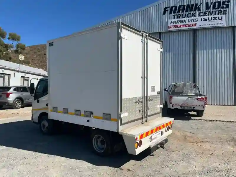 Toyota Dyna - Vue 2