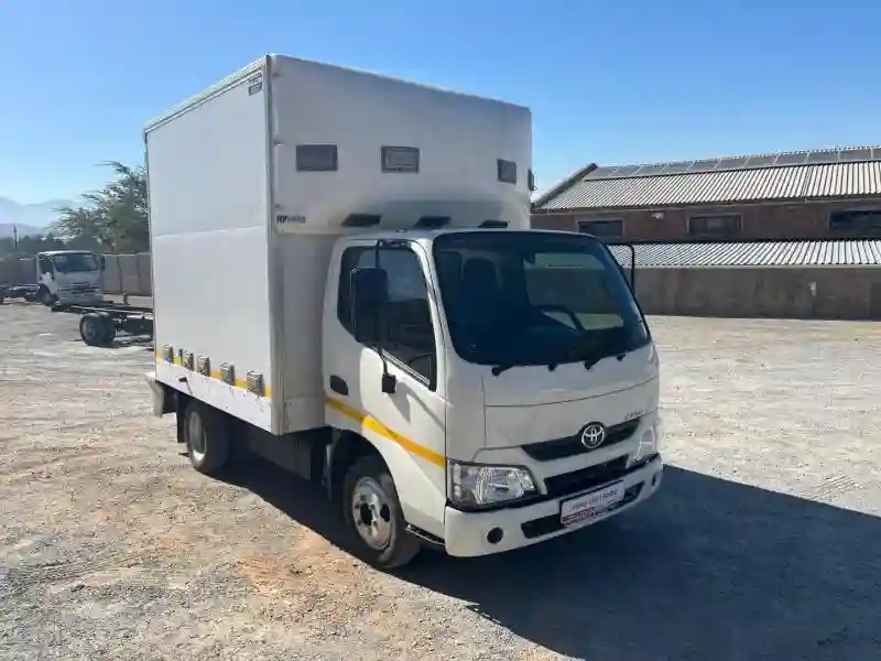 Toyota Dyna - Vue 6