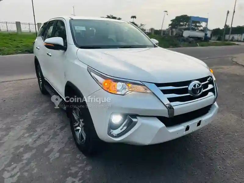 Toyota Fortuner 2019 - Vue 2