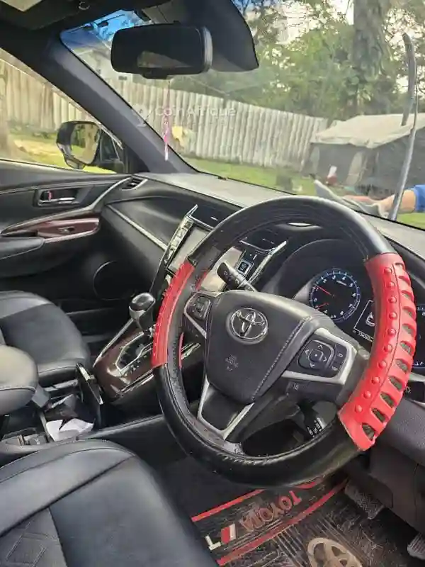 Toyota Harrier 2018 - Vue 2