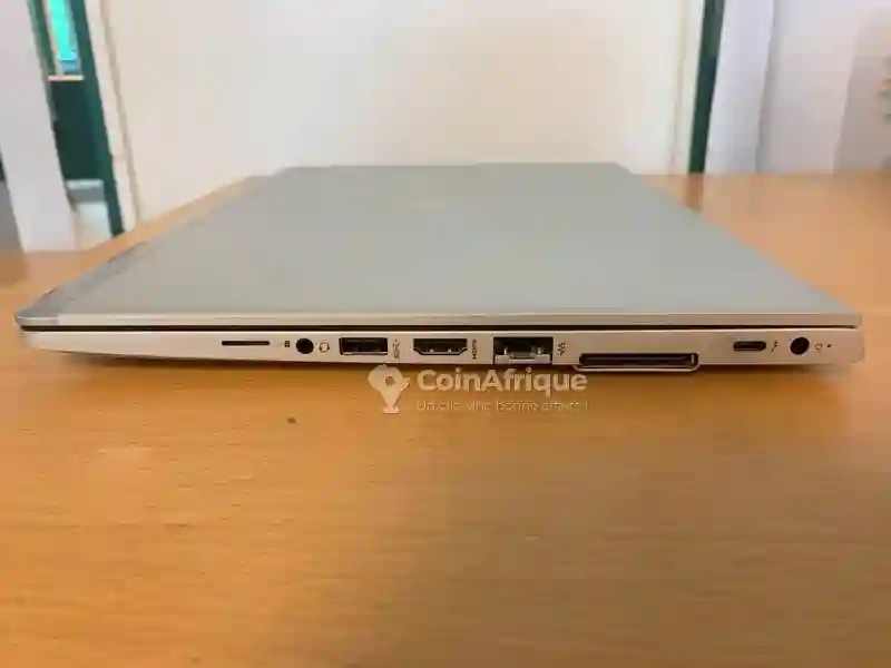 PC HP Elitebook 830 g6 Core i5 - Vue 2