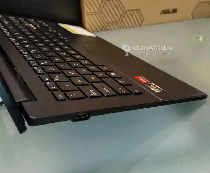 PC Asus Vivobook Core i7 256gb - Vue 2