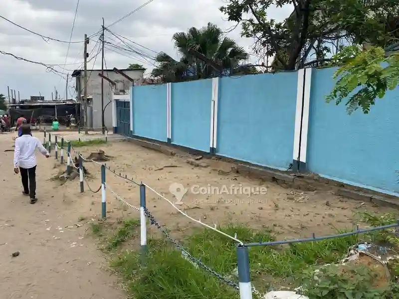 Location Villa Duplex 7 Pièces - Lemba Salongo - Vue 2