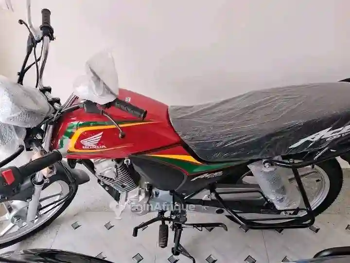 Honda - Vue 1